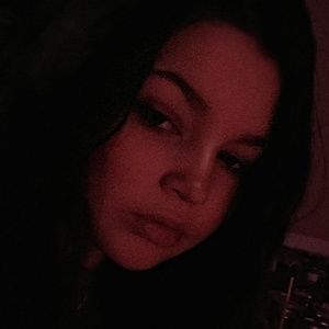 Meet your Posher, Adryana